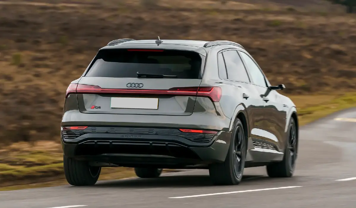 Audi - Q8 e-tron 55 - Best Car Rentals - Best Preowned Car - Exclusive Concierge Club.webp